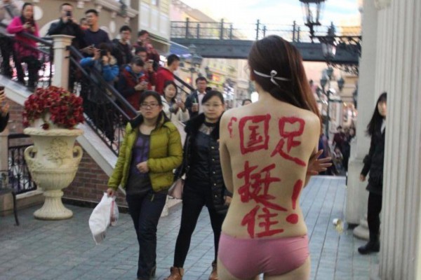 杭州夜生活，茶香袅袅，邂逅美好